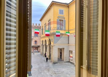 Edificio all\'aperto - Bilocale Piazza Del Monte
 
9, Reggio nell'Emilia - foto 12