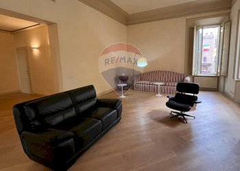 Soggiorno - Bilocale Piazza Del Monte
 
9, Reggio nell'Emilia - foto 5