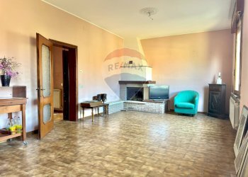 Soggiorno - Casa indipendente Casalgrande - foto 24