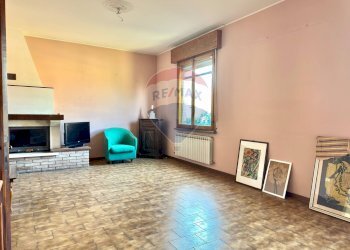 Soggiorno - Casa indipendente Casalgrande - foto 25