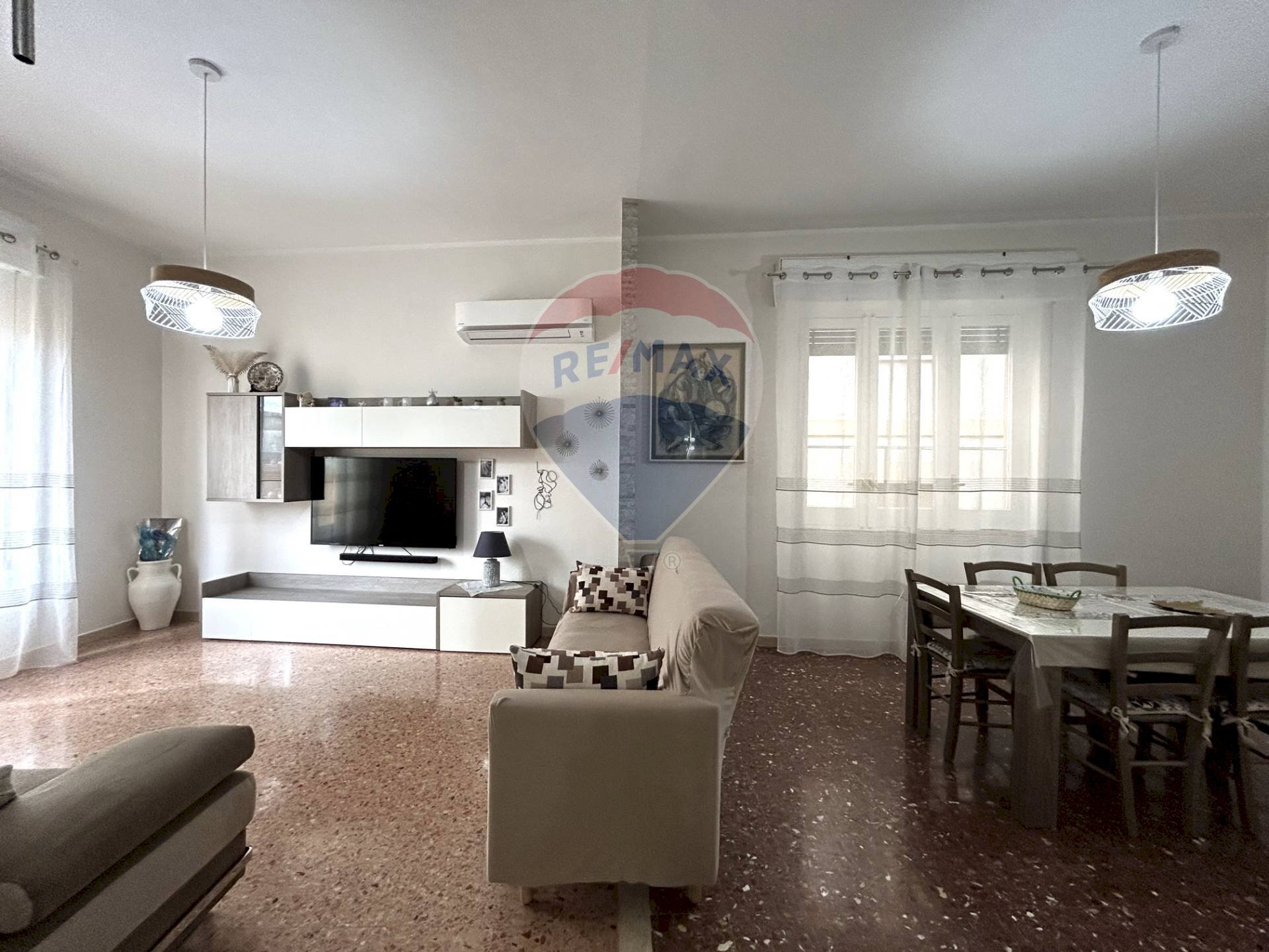 Sala da pranzo - Appartamento Corso Italia
 
9, Trapani - foto 1