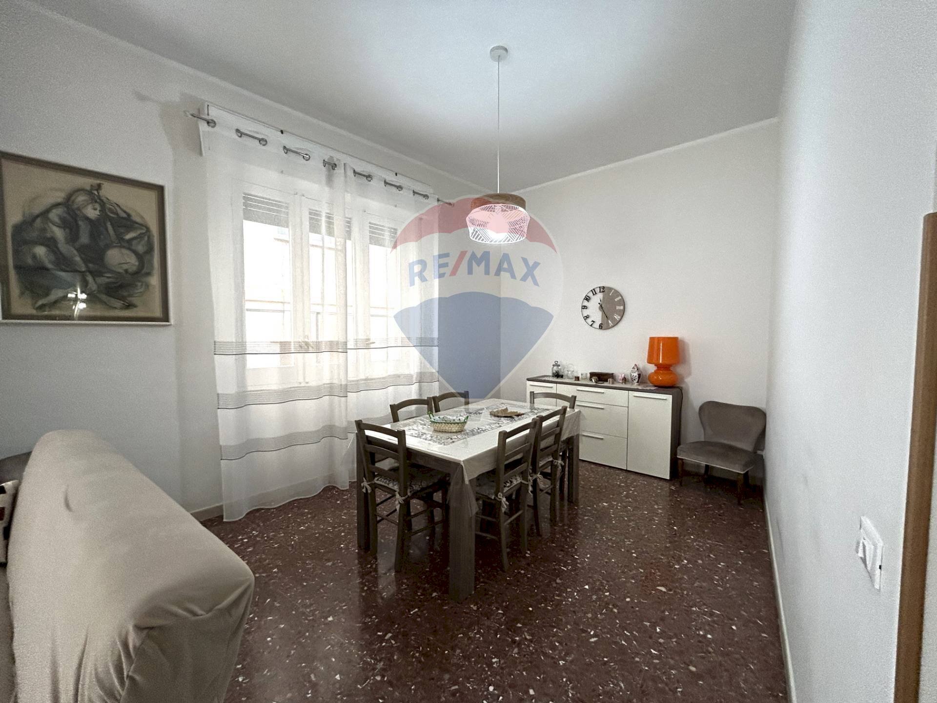 Sala da pranzo - Appartamento Corso Italia
 
9, Trapani - foto 3