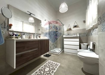 Bagno - Appartamento Corso Italia
 
9, Trapani - foto 24