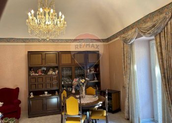 Sala da pranzo - Casa indipendente Via Giombattista Odierna
 
109-111-115-117, Ragusa - foto 8