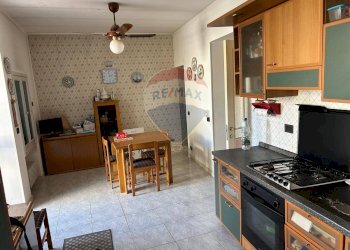 Cucina - Casa indipendente Via Giombattista Odierna
 
109-111-115-117, Ragusa - foto 2