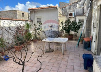Terrazza - Casa indipendente Via Giombattista Odierna
 
109-111-115-117, Ragusa - foto 17