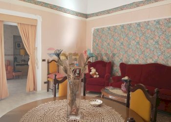 Sala da pranzo - Casa indipendente Via Giombattista Odierna
 
109-111-115-117, Ragusa - foto 27