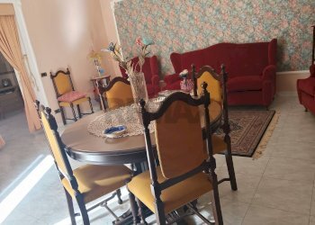 Sala da pranzo - Casa indipendente Via Giombattista Odierna
 
109-111-115-117, Ragusa - foto 28