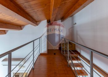 Scale - Villa Bifamiliare Via Paternó
 
1, Ragusa - foto 15