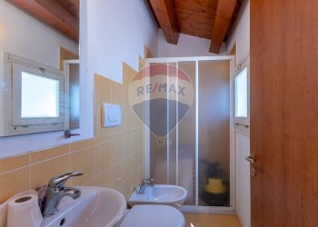 Bagno - Villa Bifamiliare Via Paternó
 
1, Ragusa - foto 34