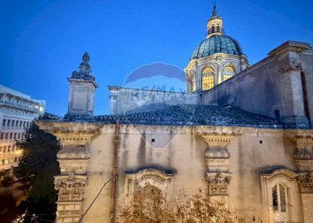 Edificio all\'aperto - Villa Bifamiliare Via Paternó
 
1, Ragusa - foto 36