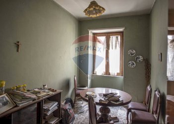 Sala da pranzo - Casa semi indipendente Piazza Umberto I
 
17, Vizzini - foto 10