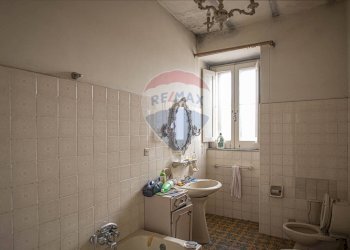 Bagno - Casa semi indipendente Piazza Umberto I
 
17, Vizzini - foto 15