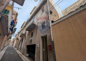 Edificio all\'aperto - Casa indipendente Via Mercadante
 
37, Ragusa - foto 10