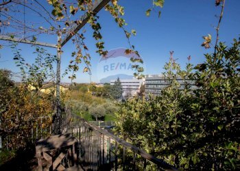Balcone - Casa semi indipendente VIA COLLE DELL'ARA
 
221, Chieti - foto 21