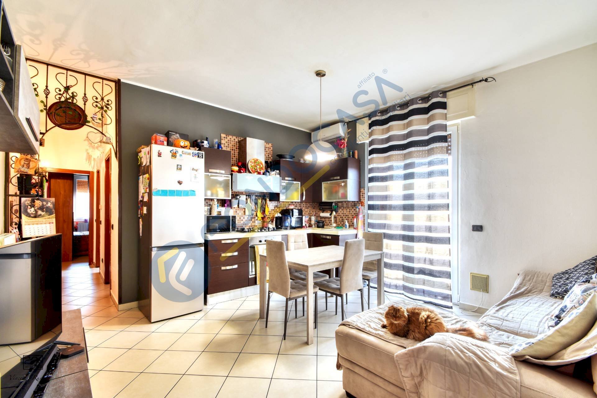 Foto 3 - Three-room apartment via Gian Lorenzo Bernini
 
23, Solaro - photo 3