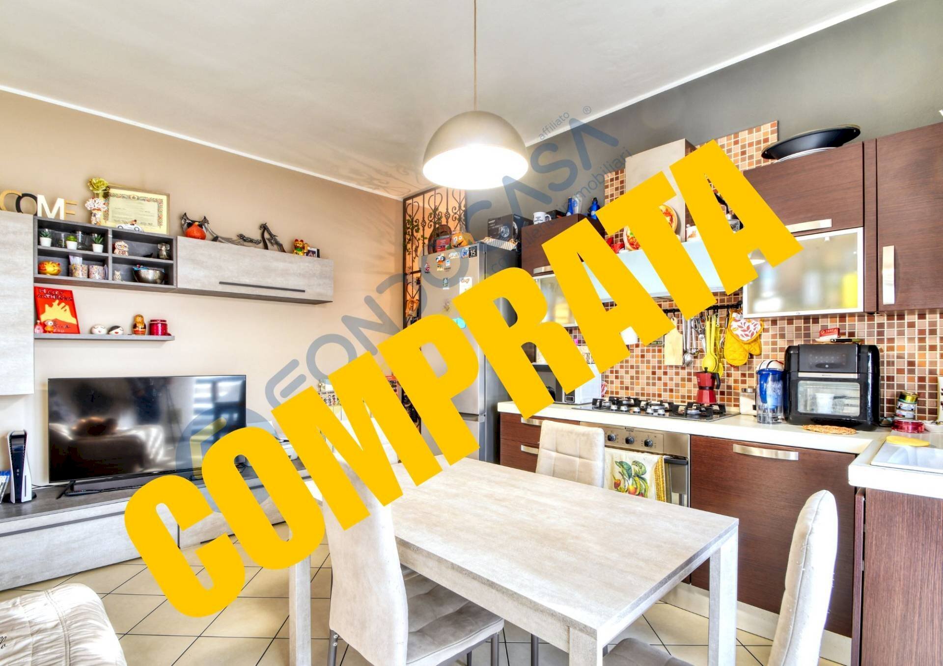 Foto 1 - Three-room apartment via Gian Lorenzo Bernini
 
23, Solaro - photo 1