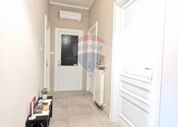 Hall / corridoio - Appartamento Piazza Santa Teresa
 
10, Cosenza - foto 9