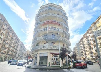 Edificio all\'aperto - Appartamento Via Nicola Serra
 
96, Cosenza - foto 1