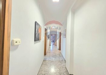 Hall / corridoio - Appartamento Via Nicola Serra
 
96, Cosenza - foto 11