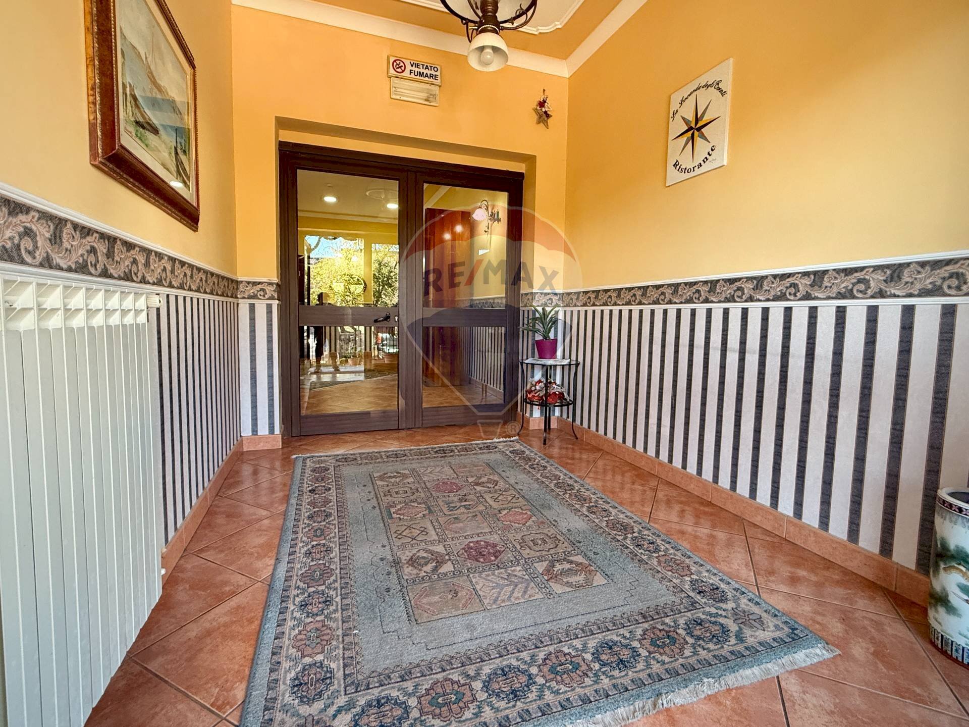 Hall / corridoio - Commercial Premises Via XX Settembre
359, Avezzano - photo 2