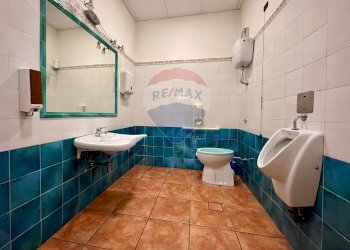 Bagno - Commercial Premises Via XX Settembre
 
359, Avezzano - photo 9