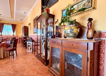 Sala da pranzo - Commercial Premises Via XX Settembre
 
359, Avezzano - photo 14