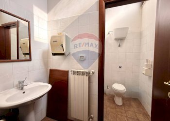 Bagno - Commercial Premises Via XX Settembre
 
359, Avezzano - photo 25