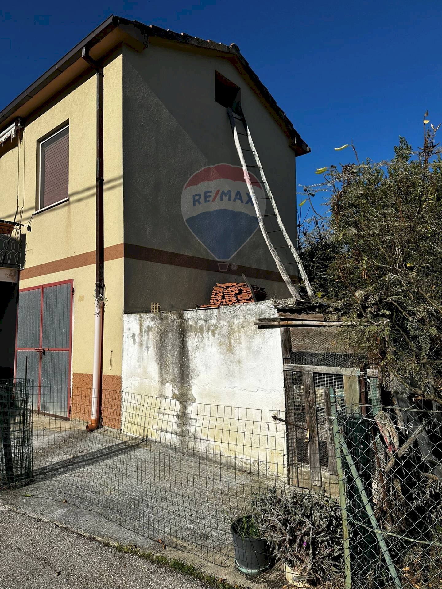 Casa all\'aperto - Independent house Contrada Intagliata
 
130, Castiglione Messer Raimondo - photo 2