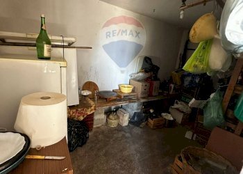 Cantina - Independent house Contrada Intagliata
 
130, Castiglione Messer Raimondo - photo 5