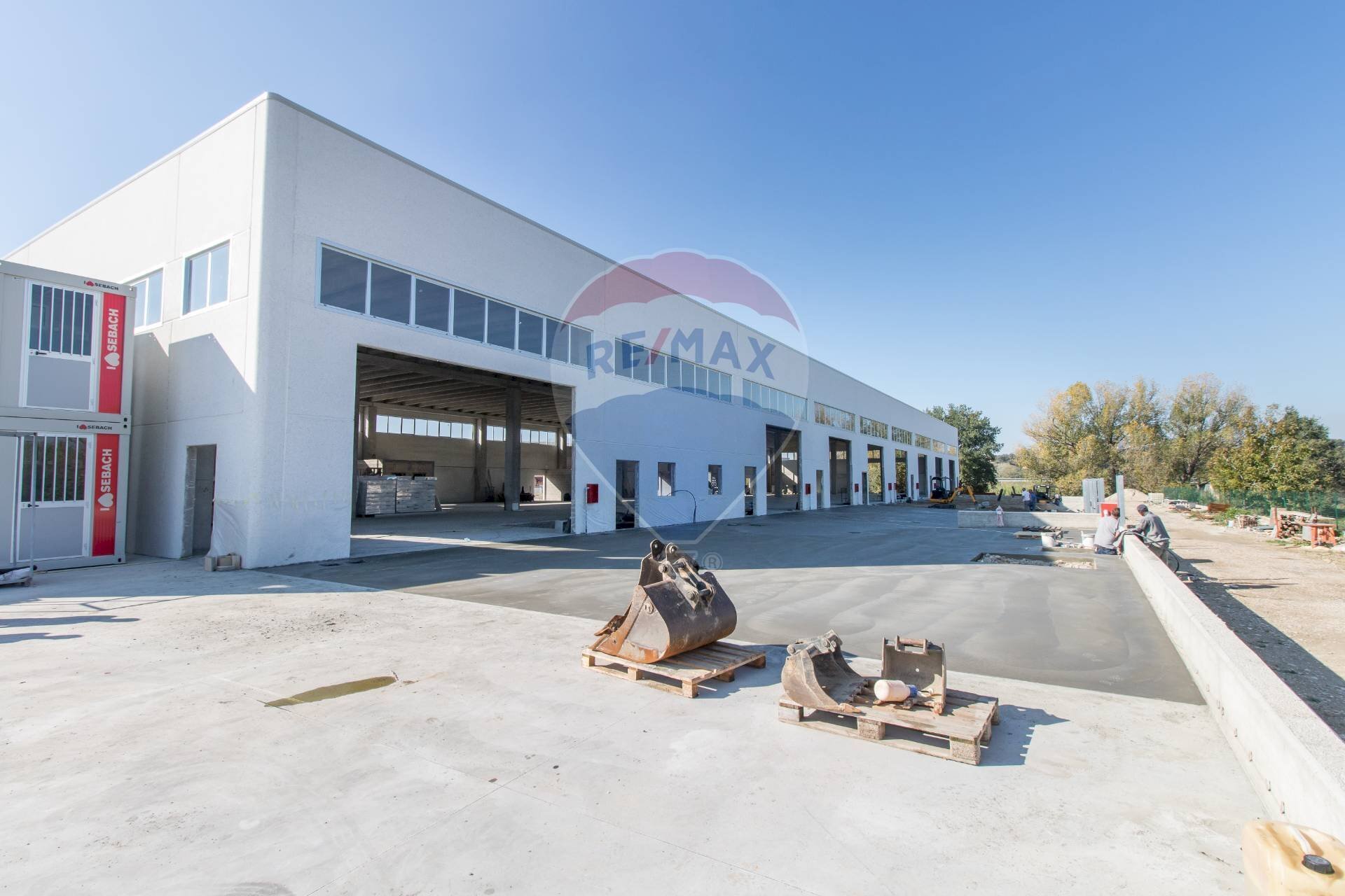 Edificio all\'aperto - Capannone Via A. Toscanini
13, Montesilvano - foto 2