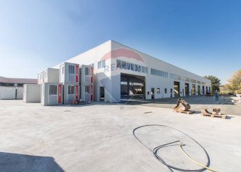 Edificio all\'aperto - Capannone Via A. Toscanini
 
13, Montesilvano - foto 6