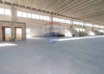 Parcheggio - Capannone Via A. Toscanini
 
13, Montesilvano - foto 15