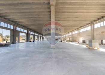 Parcheggio - Capannone Via A. Toscanini
 
13, Montesilvano - foto 19