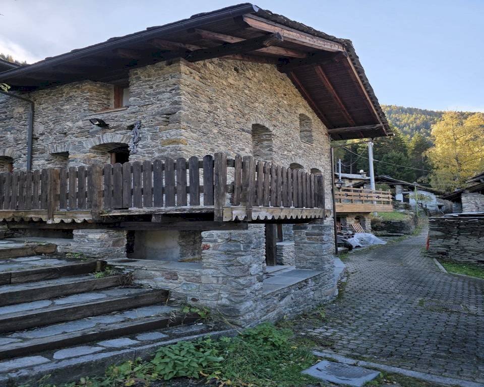 Facciata - Villa Frazione Chamin, Arvier - photo 1