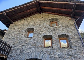 Facciata - Villa Frazione Chamin, Arvier - foto 3