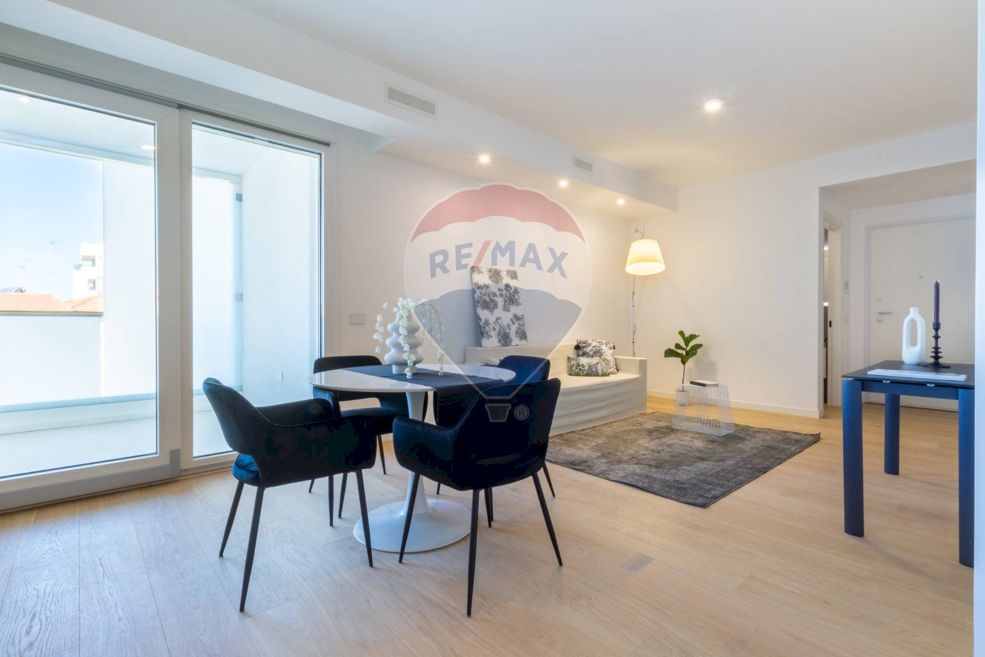 Sala da pranzo - Quadrilocale via della Pineta
 
209, Cagliari - foto 2