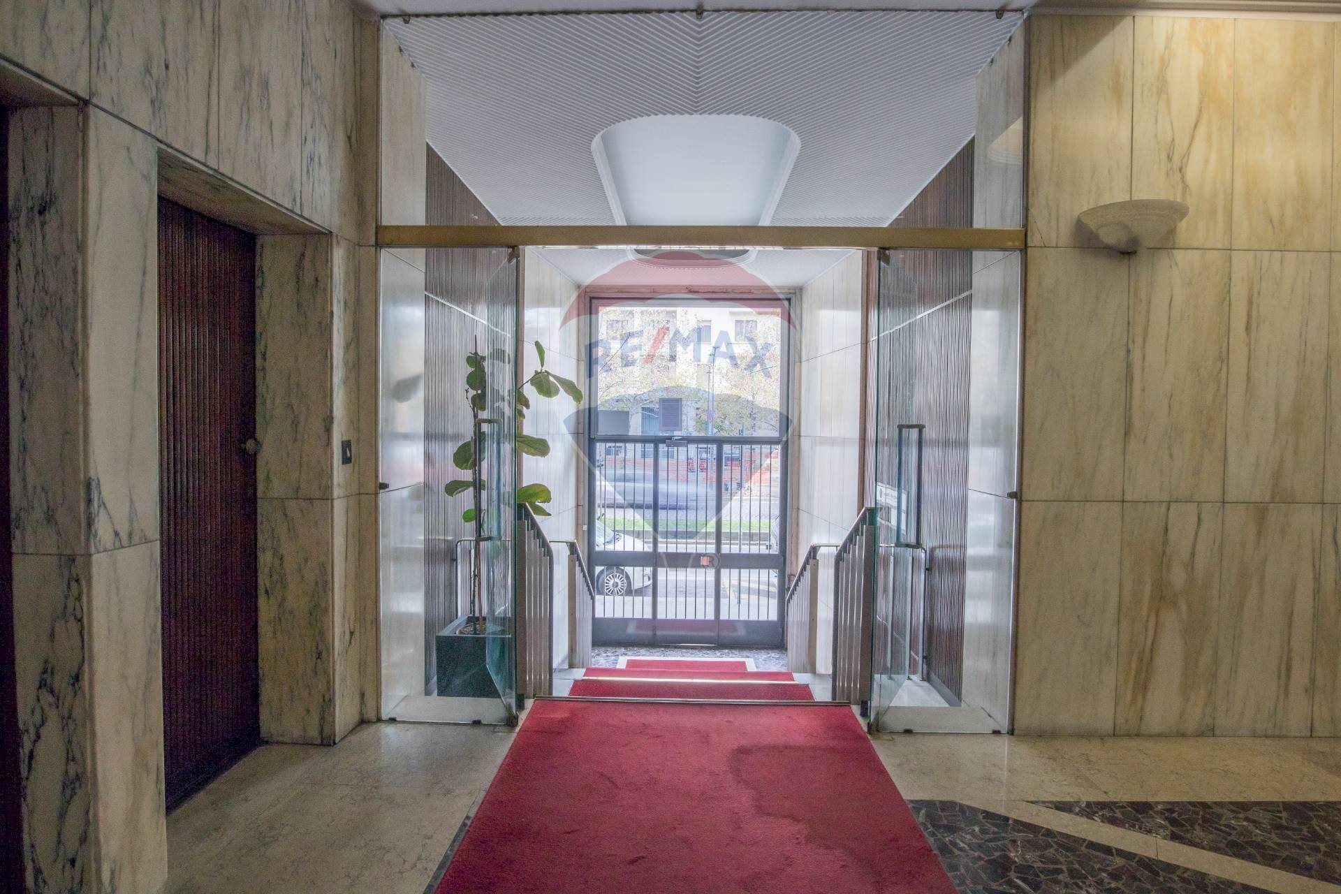 Ricezione / Lobby - One-room apartment piazza Principessa Clotilde
 
6, Milano - photo 2