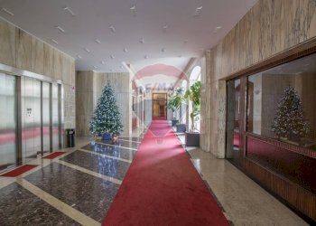 Ricezione / Lobby - One-room apartment piazza Principessa Clotilde
 
6, Milano - photo 1