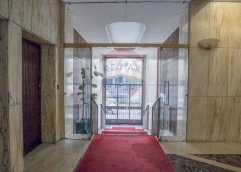 Ricezione / Lobby - One-room apartment piazza Principessa Clotilde
 
6, Milano - photo 2
