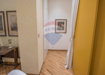 Hall / corridoio - One-room apartment piazza Principessa Clotilde
 
6, Milano - photo 14