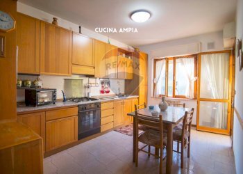 Cucina - Appartamento VIA DELLA LIBERTA
 
SNC, Castell'Azzara - foto 7