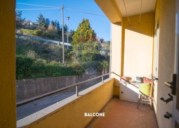 Balcone - Appartamento VIA DELLA LIBERTA
 
SNC, Castell'Azzara - foto 8