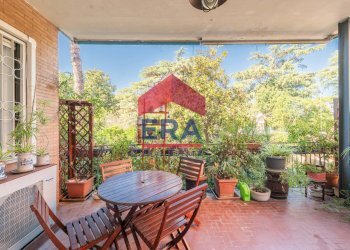 Foto 1 - Quadrilocale Via Del Casaletto
 
241, Roma - foto 1