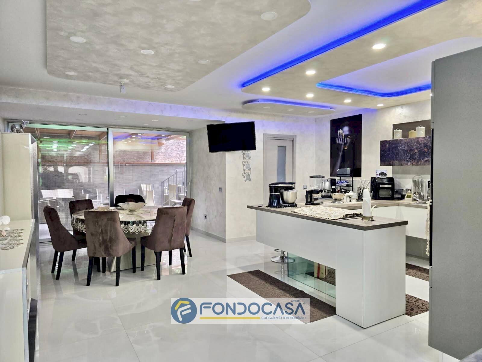 Foto 1 - Villa a Schiera via oasi sacro cuore
 
81, Giugliano in Campania - foto 1