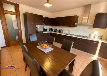 Cucina - Villa piazza 4 Novembre, 12, Povegliano Veronese - foto 6