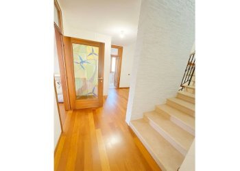 Disimpegno - Villa piazza 4 Novembre, 12, Povegliano Veronese - foto 7