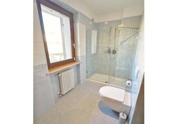 Bagno - Villa piazza 4 Novembre, 12, Povegliano Veronese - foto 8