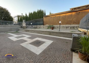 Giardino - Villa piazza 4 Novembre, 12, Povegliano Veronese - foto 28