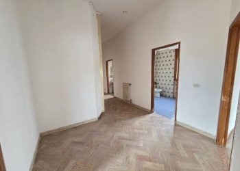 Corridoio - Appartamento via della Resistenza, Signa - foto 17